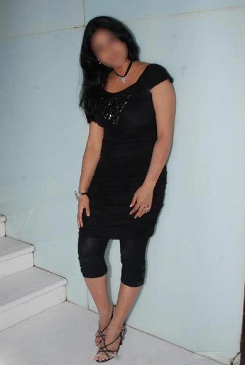 Call Girls Dewas